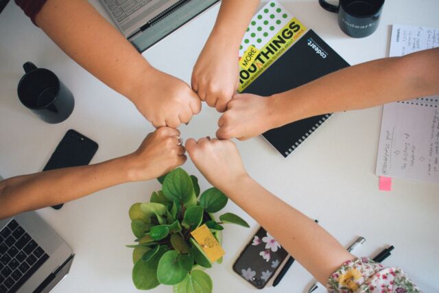 Teamarbeit im Büro