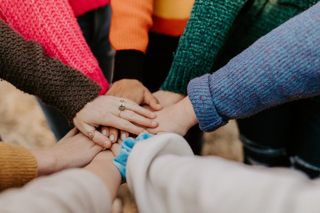 Teams erfolgreich motivieren – 3 Tipps hannah-busing-Zyx1bK9mqmA-unsplash